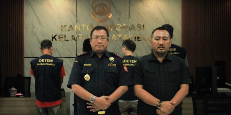 Kanim Atambua Raih Penghargaan Bhakti Chandra Pratama atas Sinergi Unggul Gagalkan Penyelundupan