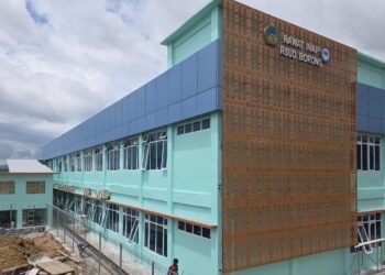 Masyarakat Senang dan Bangga Proyek Pembangunan Ruang Rawat Inap RSUD Borong Sudah Dilakukan Provisional Hand Over