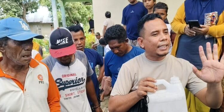 Harga Minyak Tanah Melonjak di Reok, Legislator PSI Turun Langsung Sidak Pangkalan