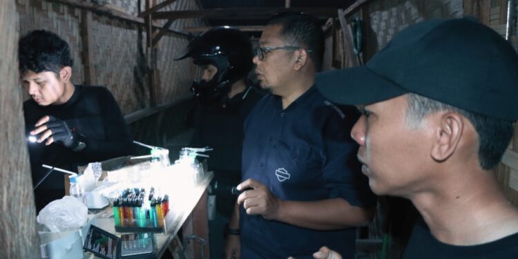 Ratakan! Polrestabes Medan Kembali Gerebek Jermal 15, Belasan Bandit Narkoba Diamankan