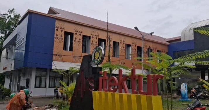 Diduga tidak Profesional dan Intimidasi Mahasiswa, Orang Tua Mahasiswa Kecewa dengan Tingkah Oknum Dosen Arsitektur