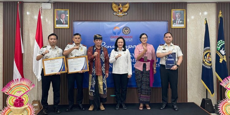 Pelayanan Publik Makin Berkualitas, Kantor Imigrasi Kelas I TPI Denpasar Raih Predikat Sangat Baik Ombudsman RI