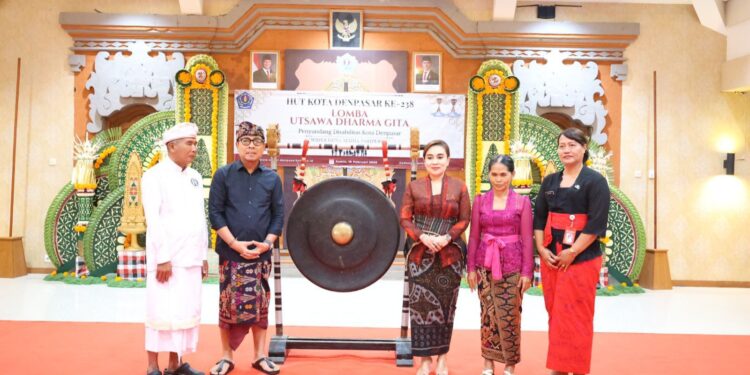 Utsawa Dharma Gita Penyandang Disabilitas Semarakkan HUT ke-238 Kota Denpasar