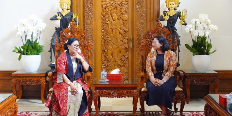 Ibu Putri Koster Dukung Wakil dari Bali di Ajang Pemilihan Putra Putri Pelajar Indonesia