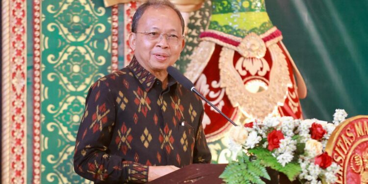 Pelantikan Rektor Unmas Denpasar, Gubernur Koster Ingin Kolaborasi Riset Perguruan Tinggi se-Bali