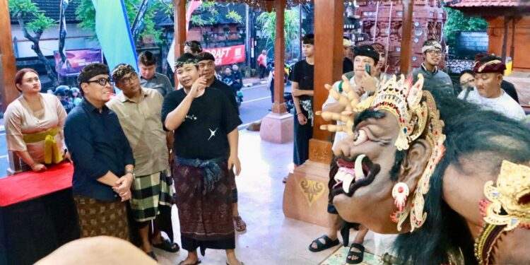 Wawali Arya Wibawa Tinjau Nominasi 16 Besar Ogoh-Ogoh Kesanga Festival di Kecamatan Denpasar Timur