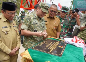 Jembatan Gantung Merah Putih di Kuranji Kota Padang Resmi Digunakan