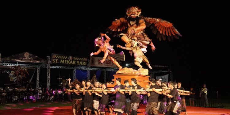 Sempat Diguyur Hujan, Mambal Culture Festival 2026 Sukses Tampilkan 9 Kreativitas Seka Truna