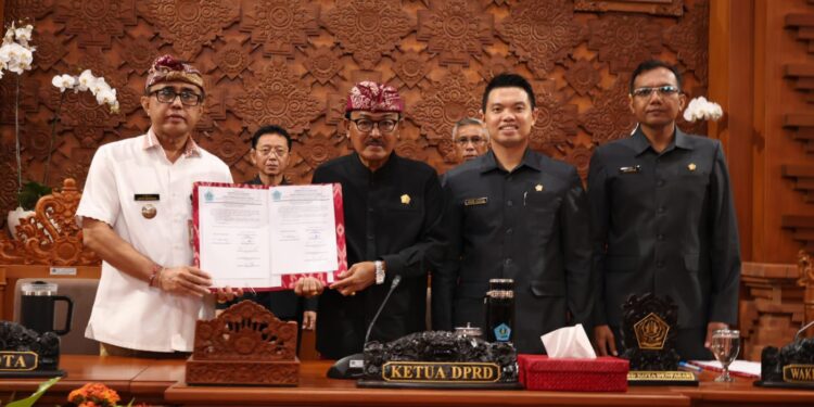 Wali Kota Jaya Negara Sampaikan LKPJ TA. 2025 Dihadapan Sidang Paripurna DPRD Kota Denpasar