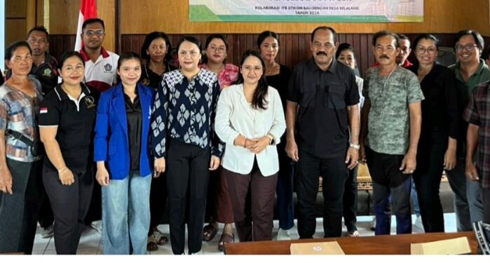 Gencarkan Masyarakat Pintar Kelola Sampah, ITB STIKOM Bali Laksanakan Literasi dan Peningkatan Pengelolaan TPS3R”