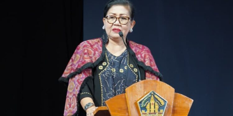Hadiri DBFD, Ibu Putri Koster Dorong Kesadaran Masyarakat dalam Pelestarian Tenun Tradisional