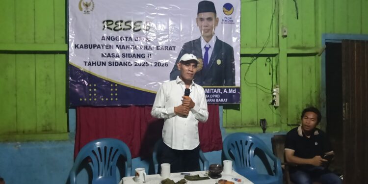 Di Tengah Krisis Anggaran, Marthen Mitar Serap Aspirasi Warga Mejer dan Janjikan Perjuangan Infrastruktur