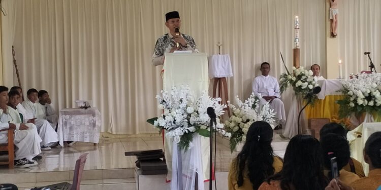 Paskah di Pusut: Ali Sehidun Gaungkan Toleransi, Harmoni Manggarai Barat Jadi Teladan Kebersamaan