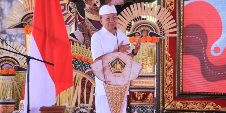 Restorasi Suci Pura Agung Besakih Dimulai, Gubernur Koster Kembalikan Keagungan Parahyangan