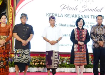 Pisah Sambut Kajati Bali, Gubernur Koster Komitmen Pererat Sinergi Kawal Pembangunan dan Penegakan Hukum