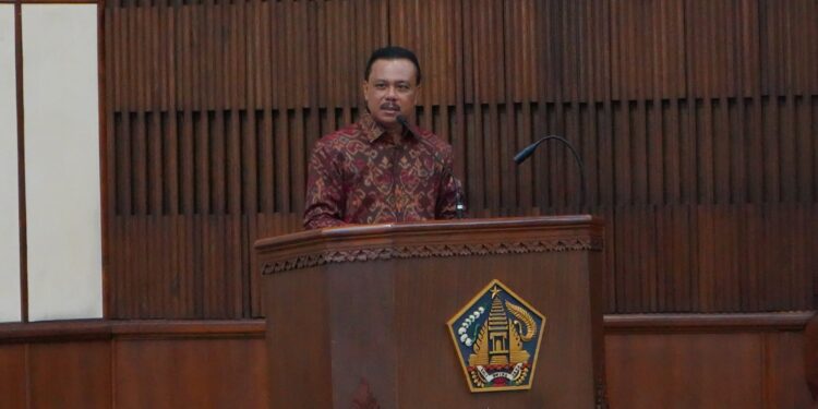 Buka Rakerda Satpol PP se-Bali, Sekda Dewa Indra Dorong Penguatan Deteksi Dini Gangguan Trantibumlinmas