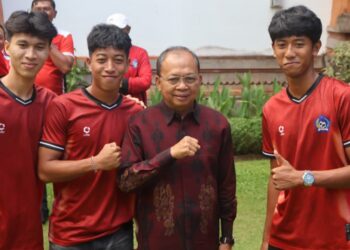 Gubernur Koster Dukung Kiprah PS Badung di Liga 4 Nasional, Minta Jaga Kondisi dan Junjung Profesionalisme