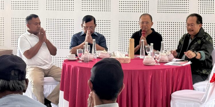 Gubernur Koster Bersama Masyarakat Kawasan Turyapada Tower Sepakati Pembebasan Lahan sesuai Aturan