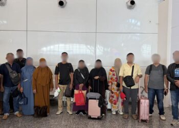 Imigrasi Ngurah Rai Tunda Keberangkatan 13 WNI, Diduga akan Berangkat Haji Non Prosedural