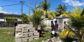 TNI Peduli, Karya Bhakti Sekala Besar Kodim Alor Percepat Pembangunan Rumah Warga