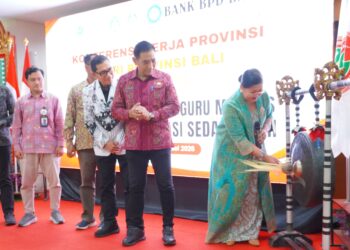 Hadiri Konkerprov PGRI Bali 2026, Ny. Putri Koster Dorong Guru Tingkatkan Kompetensi dan Wawasan