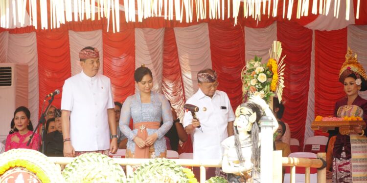Gubernur Koster Lepas Peed Aya, Tandai Pembukaan Pesta Kesenian Bali (PKB) XLVIII