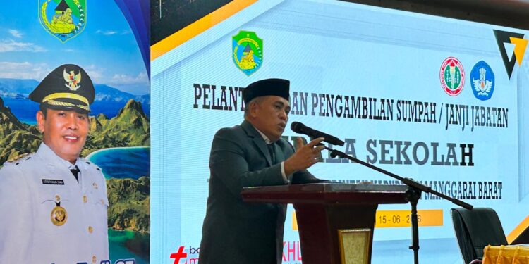 Bupati Endi Tugaskan 39 Kepala Sekolah Baru, Perkuat Pendidikan dari Kota hingga Pelosok Mabar