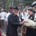 Jelang Galungan dan Kuningan, PHDI dan Bakesbangpol Kota Denpasar Bagikan 300 Paket Daging Babi kepada Masyarakat