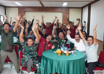Sinergi Tanpa Batas, Kapendam IX/Udayana Ajak Awak Media Nobar Piala Dunia 2026