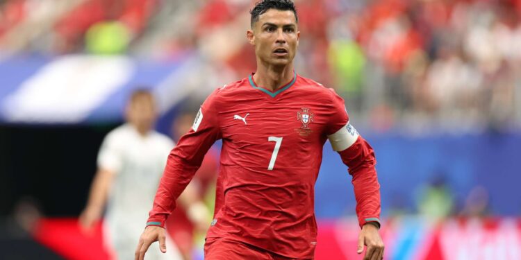 Ronaldo tetap jadi Andalan Portugal, Roberto Martinez Tolak Bandingkan dengan Messi dan Haaland