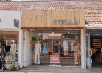 Tim ITB STIKOM Bali Dampingi UMKM STELLA Tingkatkan Brand Awareness melalui Digital Marketing