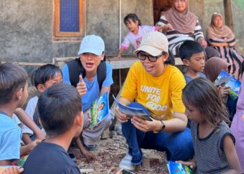 Rotary Club of Labuan Bajo Komodo Salurkan 30 Bantuan Jamban dan Gelar Edukasi Literasi serta PHBS di Pulau Papagarang