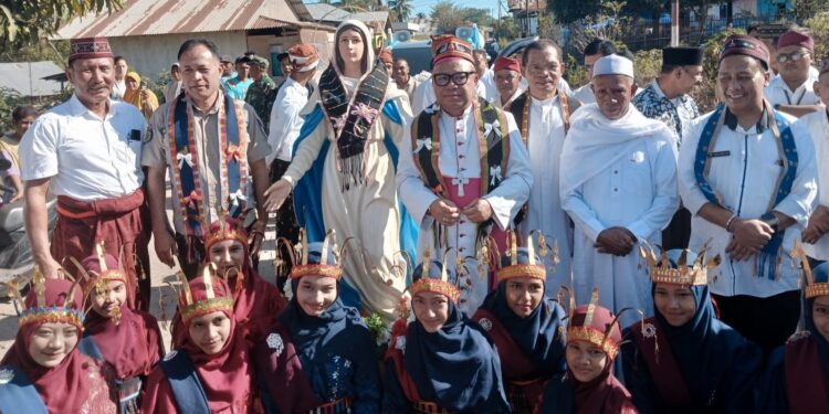 Dari Kampung Muslim di Nangalili, Arca Bunda Maria Menapaki Jalan Persaudaraan Menuju Festival Golo Koe