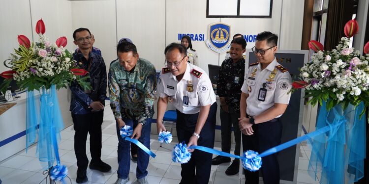 Kantor Imigrasi Ponorogo Resmikan Layanan Paspor Khusus CPMI di LTSA Kabupaten Ponorogo