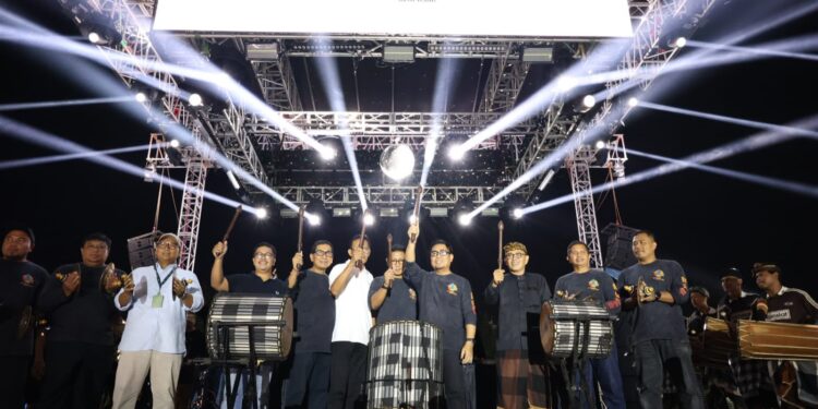 Kolaborasi Epik Ogoh-ogoh Gajah Buka D’Youth Fest 6.0