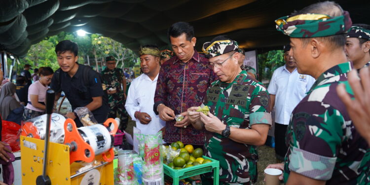 Festival Rakyat Nobar Bola Gembira Resmi Dibuka Pangdam IX/Udayana, Hadirkan Hiburan, UMKM, dan Semangat Persatuan