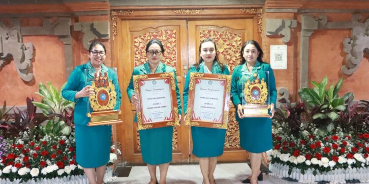 Dari Puncak Peringatan HKG PKK ke-54 Tingkat Provinsi Bali Tahun 2026 TP PKK Denpasar Raih Juara I Lomba Paduan Suara