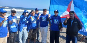 Demokrat Bali Dukung Program Indonesia ASRI Lewat Aksi Bersih Pantai dan Pelepasan Tukik di Pantai Lembeng, Sukawati