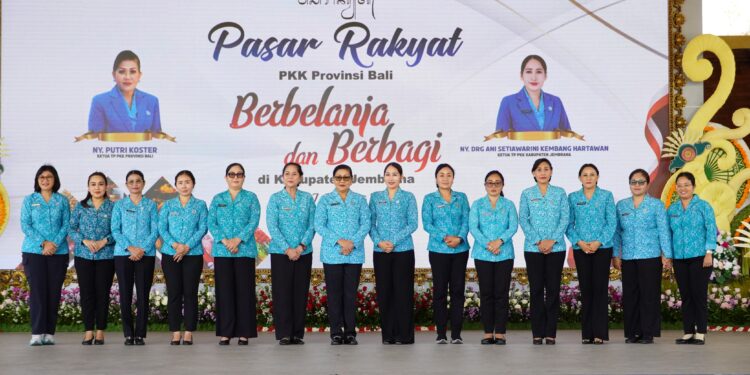 Pasar Rakyat TP PKK Bali di Jembrana, Putri Koster Dorong UMKM dan Berbagi dengan Warga